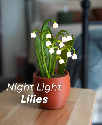 Night Light Lilies: Botanical USB Desk Lamp