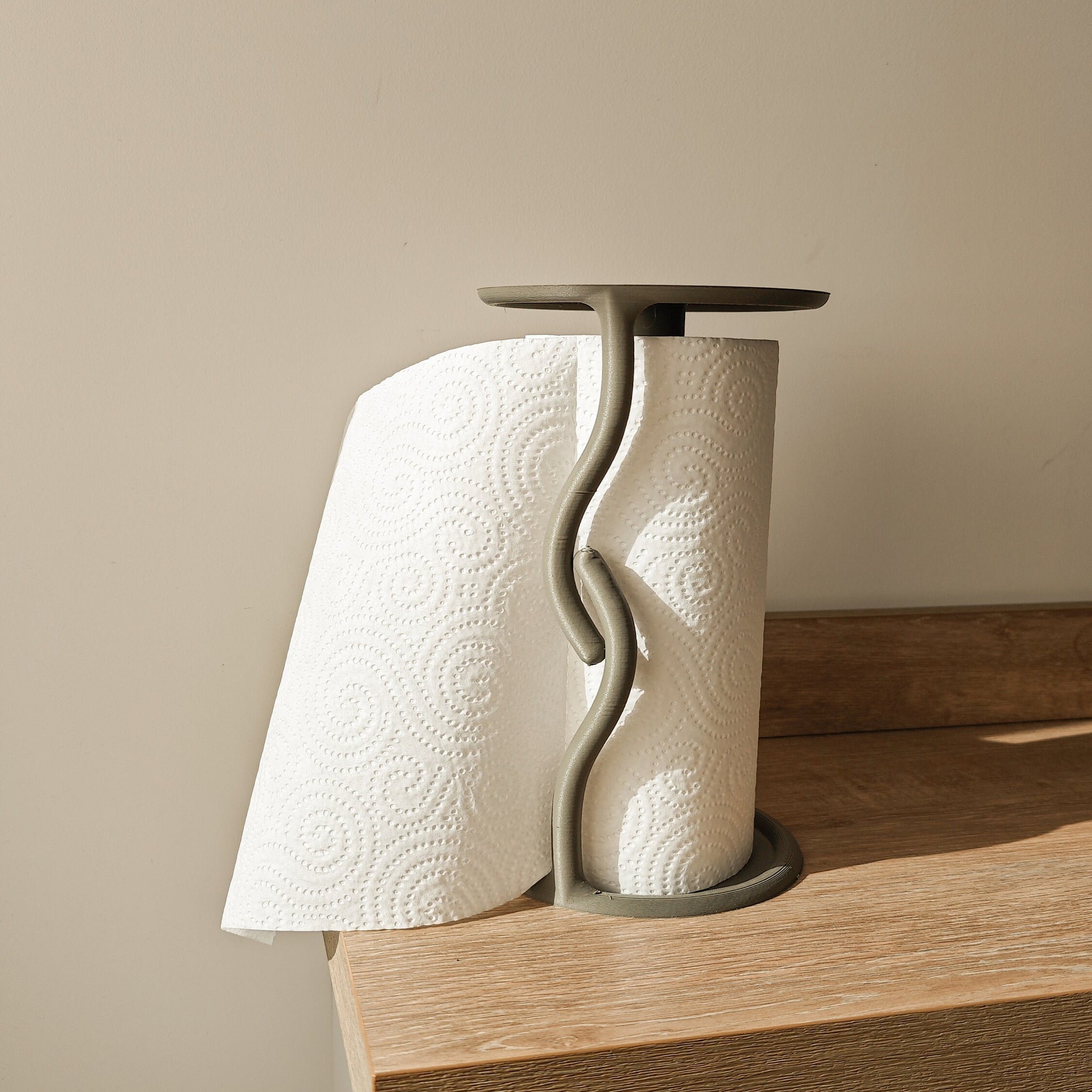 Root-Roll: Paper Towel Holder